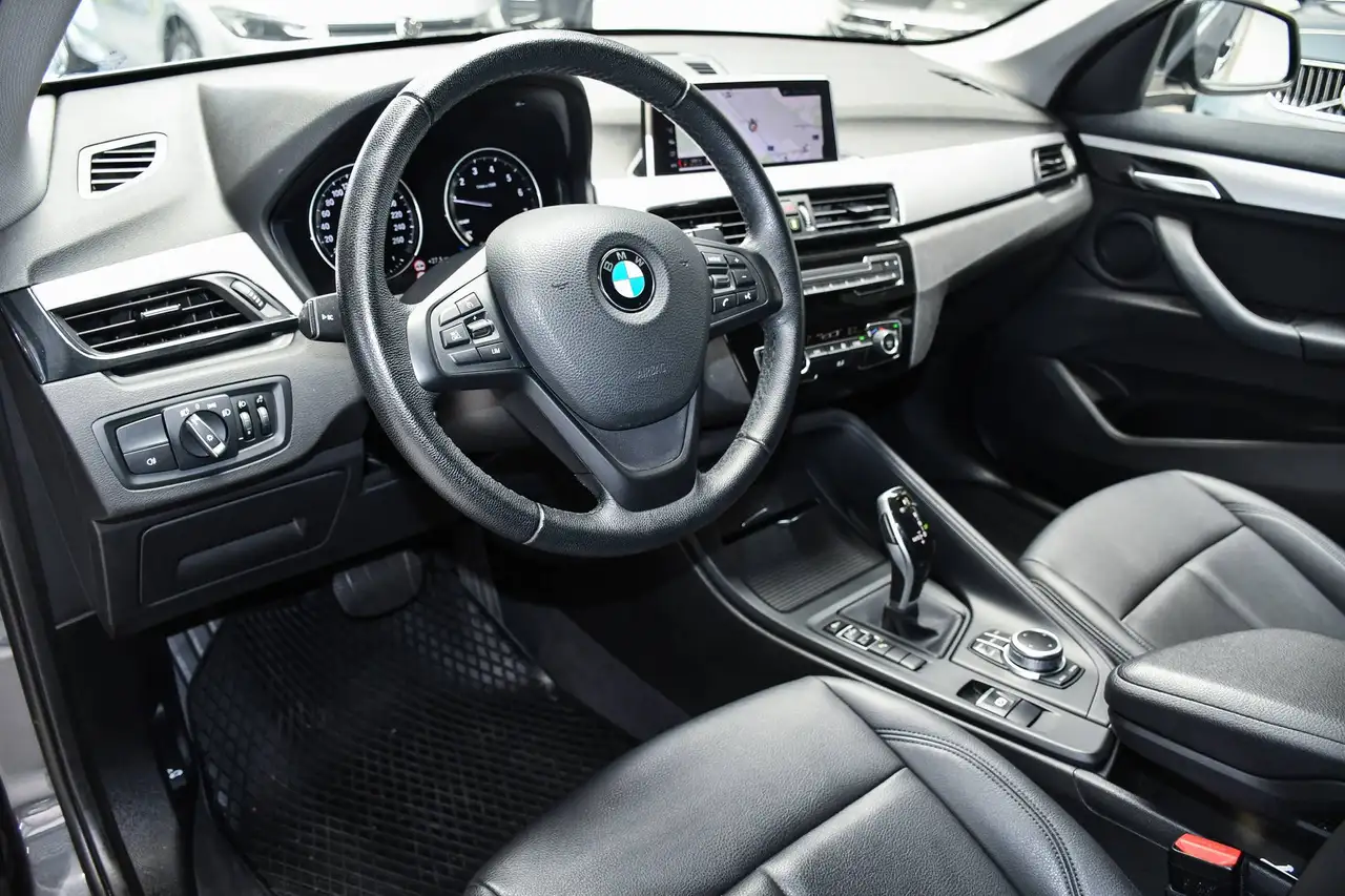 BMW X1 - 8