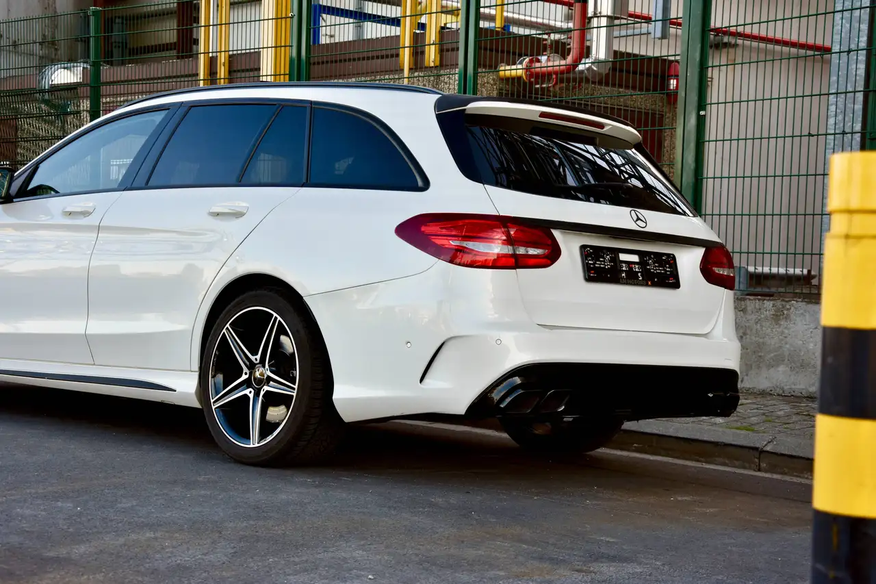Mercedes-Benz C 43 AMG - 5