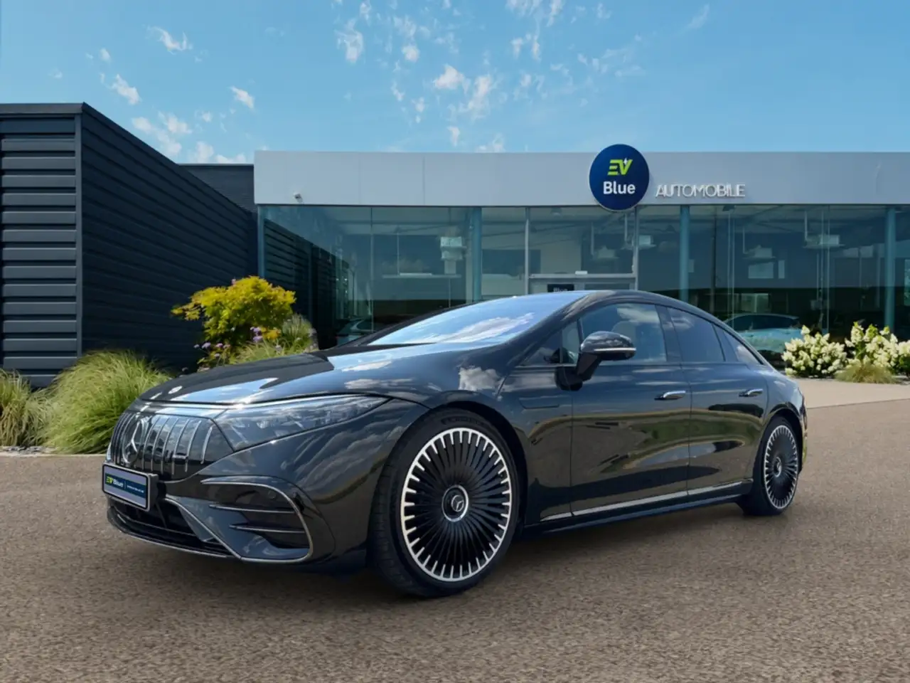 Mercedes-Benz EQS - 1