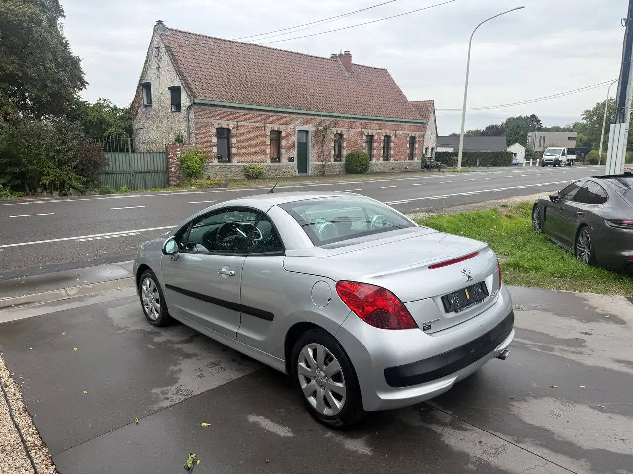Peugeot 207 - 6