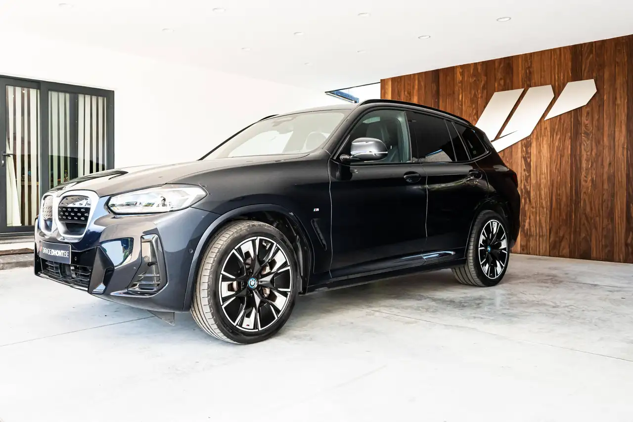 BMW iX3 - 9
