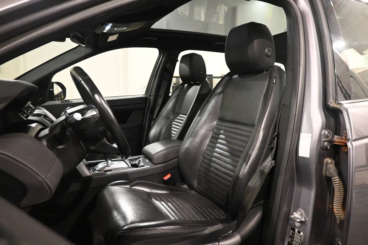 Land Rover Discovery Sport - 12