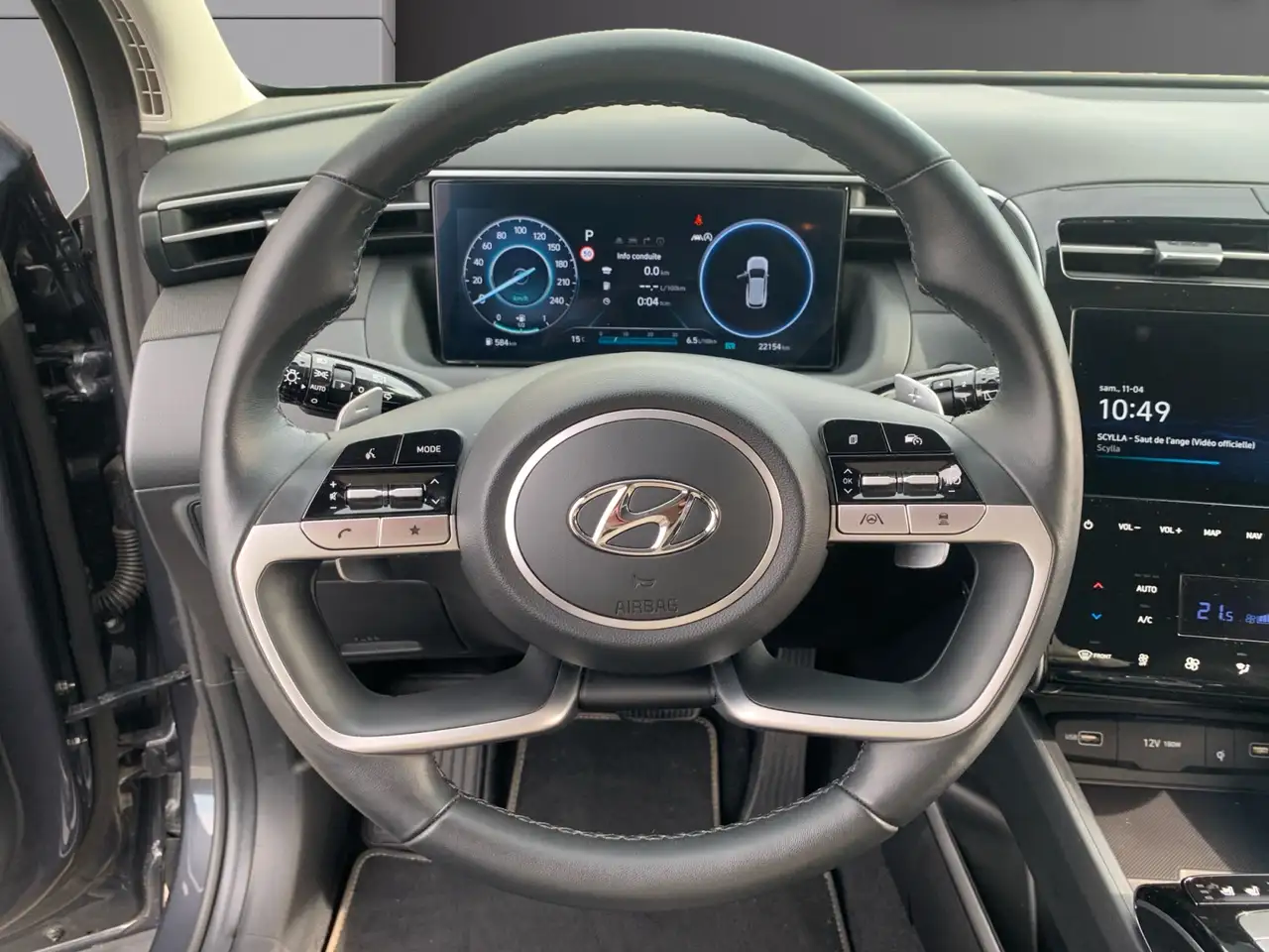 Hyundai TUCSON - 12