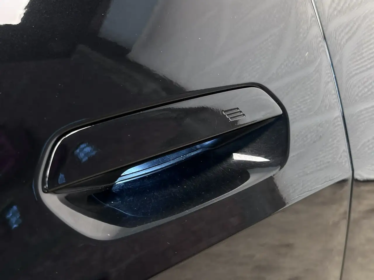 BMW i4 - 8