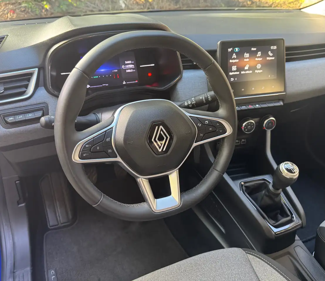 Renault Clio - 7