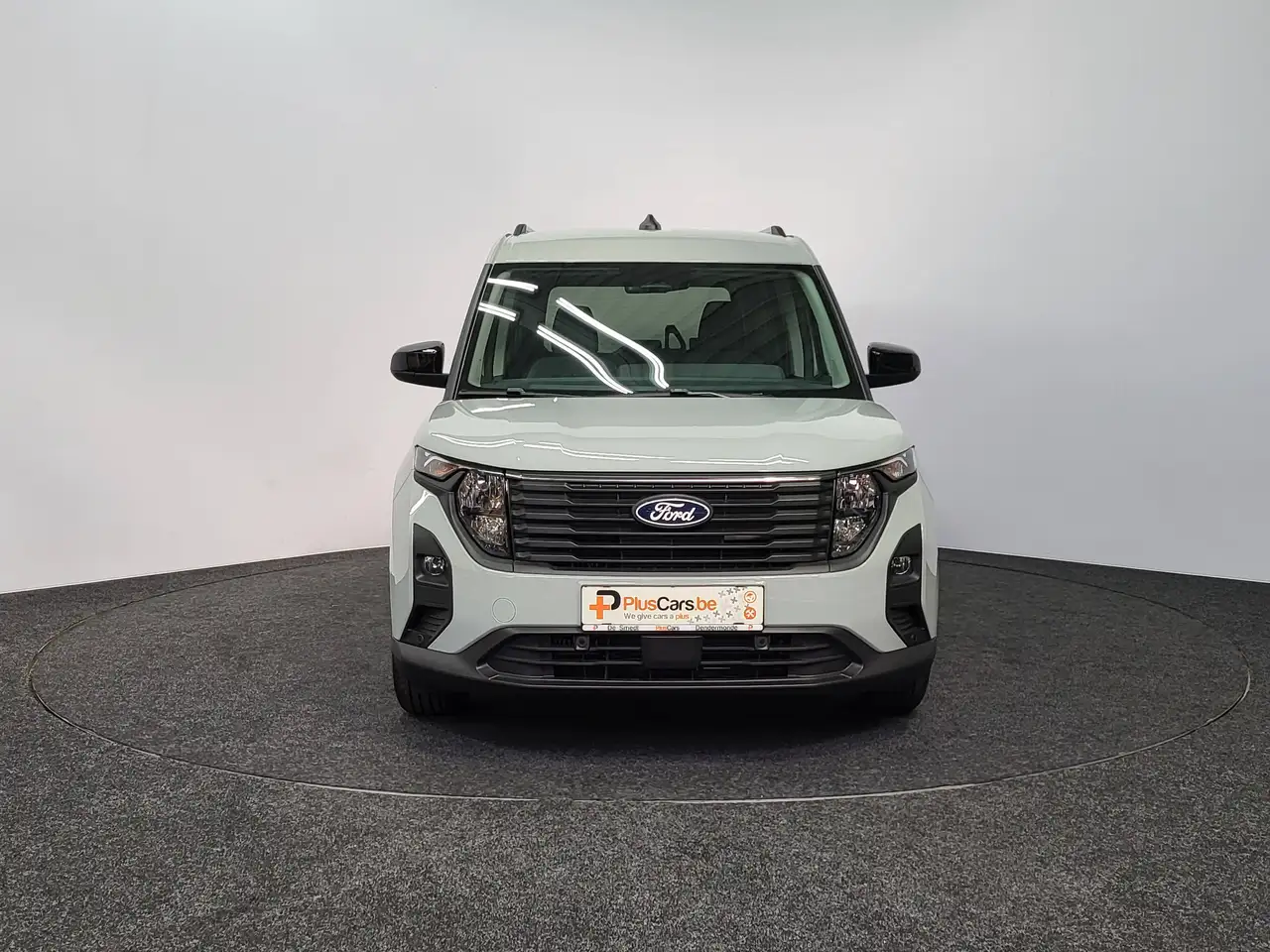 Ford Tourneo Courier - 2