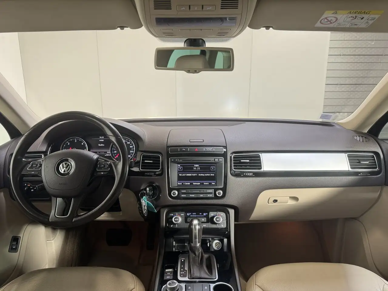 Volkswagen Touareg - 10