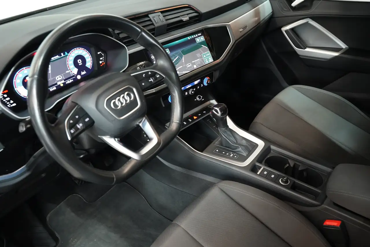 Audi Q3 - 8