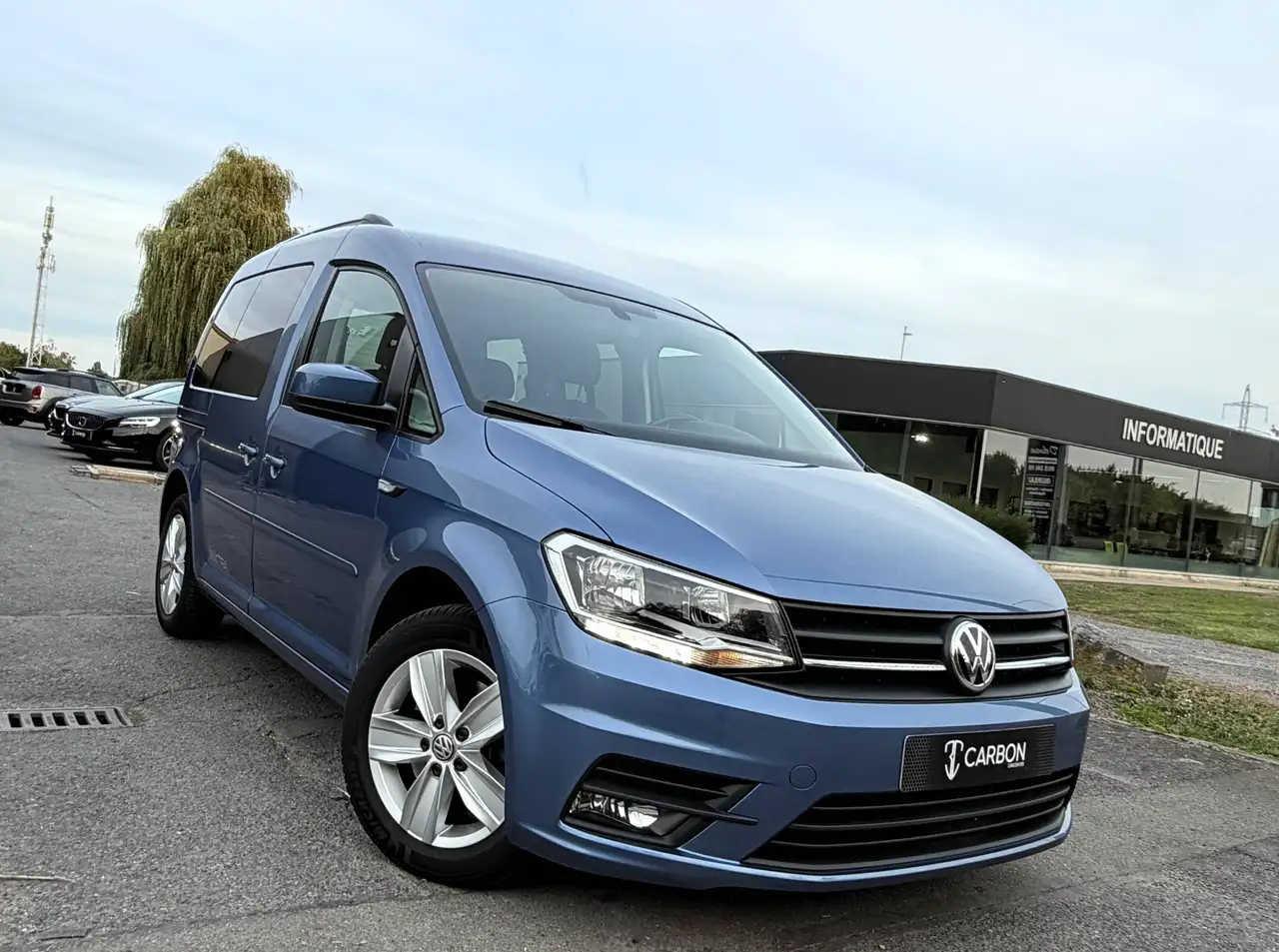 Volkswagen Caddy - 10