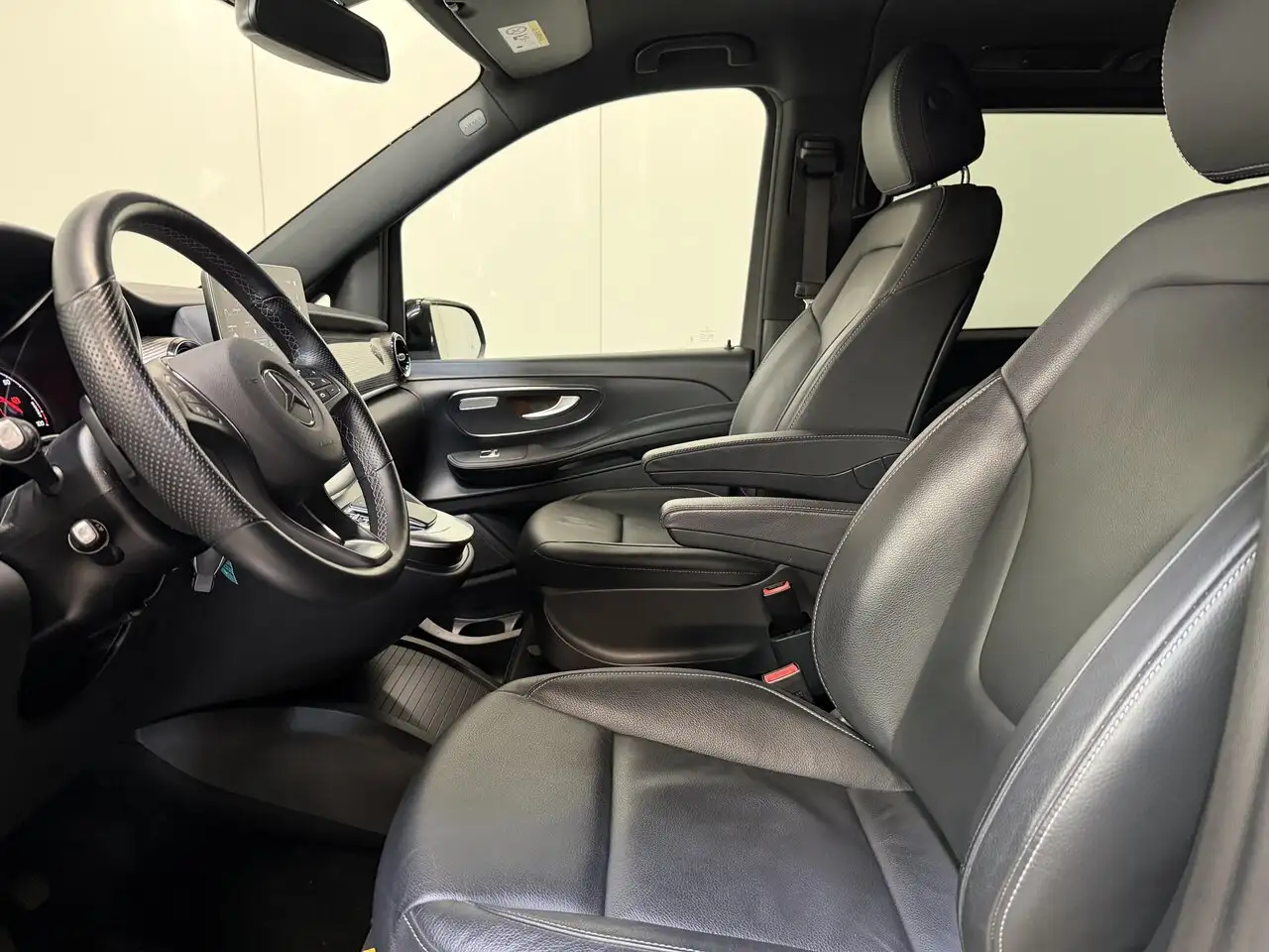 Mercedes-Benz EQV 300 - 9