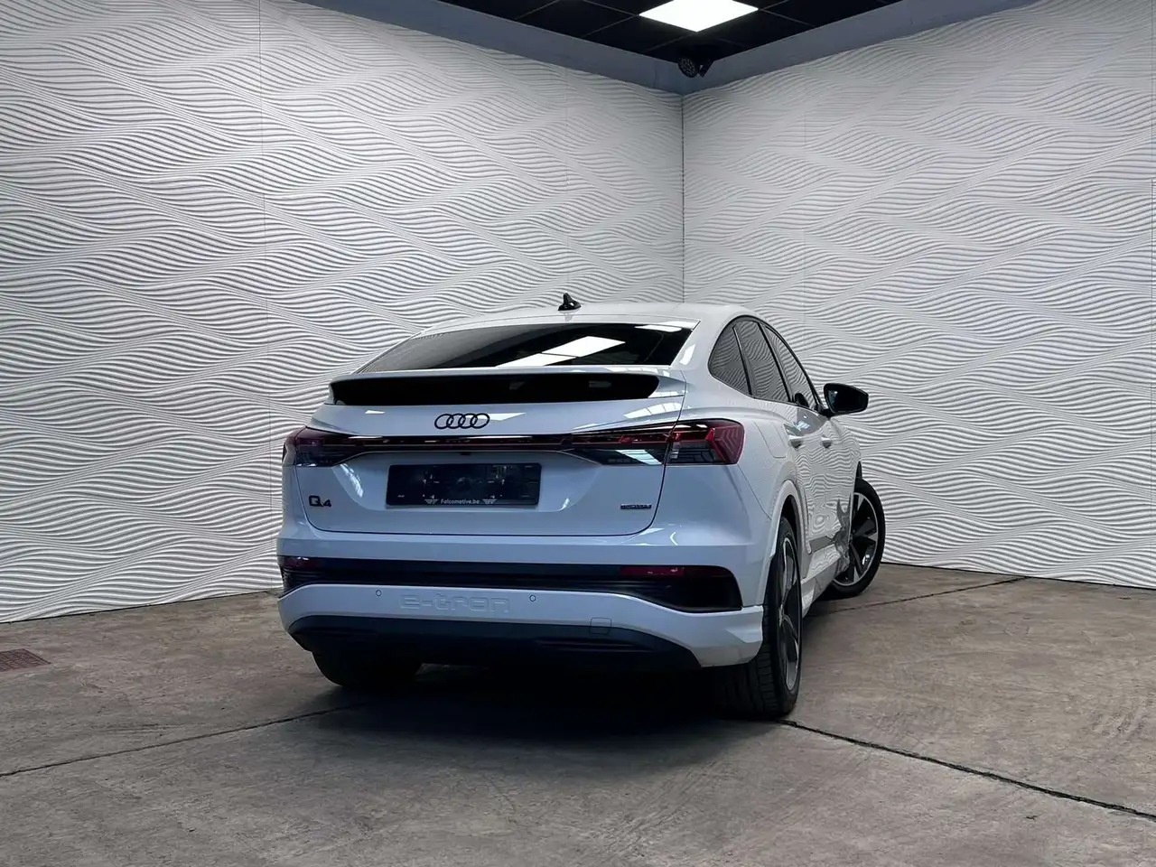 Audi Q4 e-tron - 12