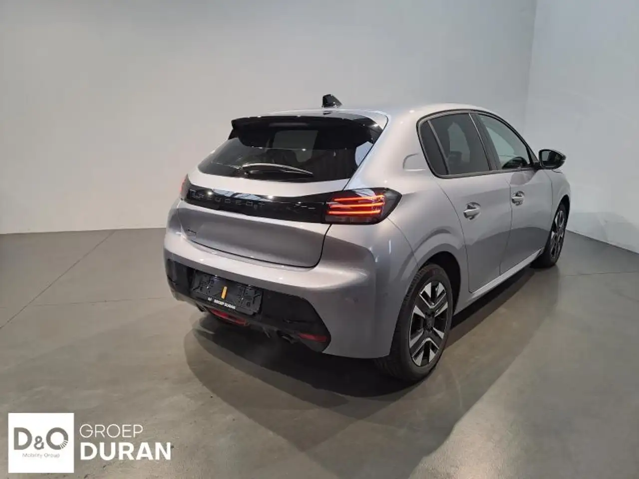 Peugeot 208 - 6
