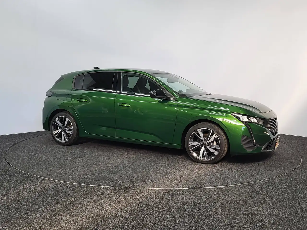 Peugeot 308 - 8