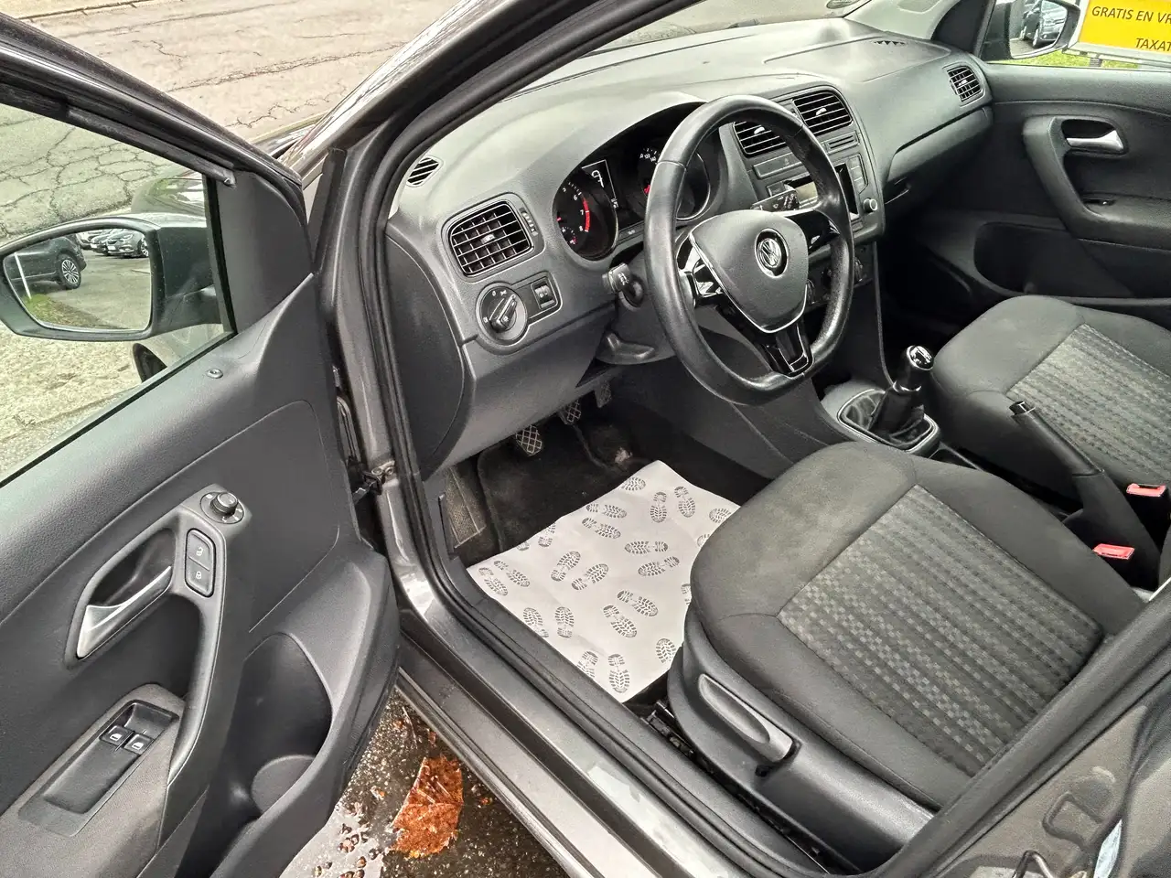 Volkswagen Polo - 7