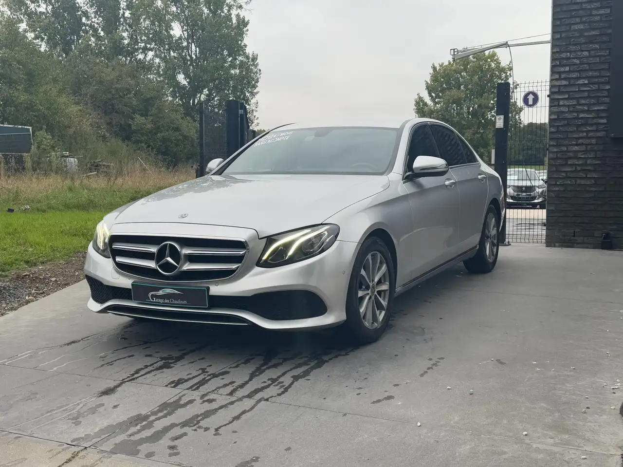Mercedes-Benz E 200 - 10