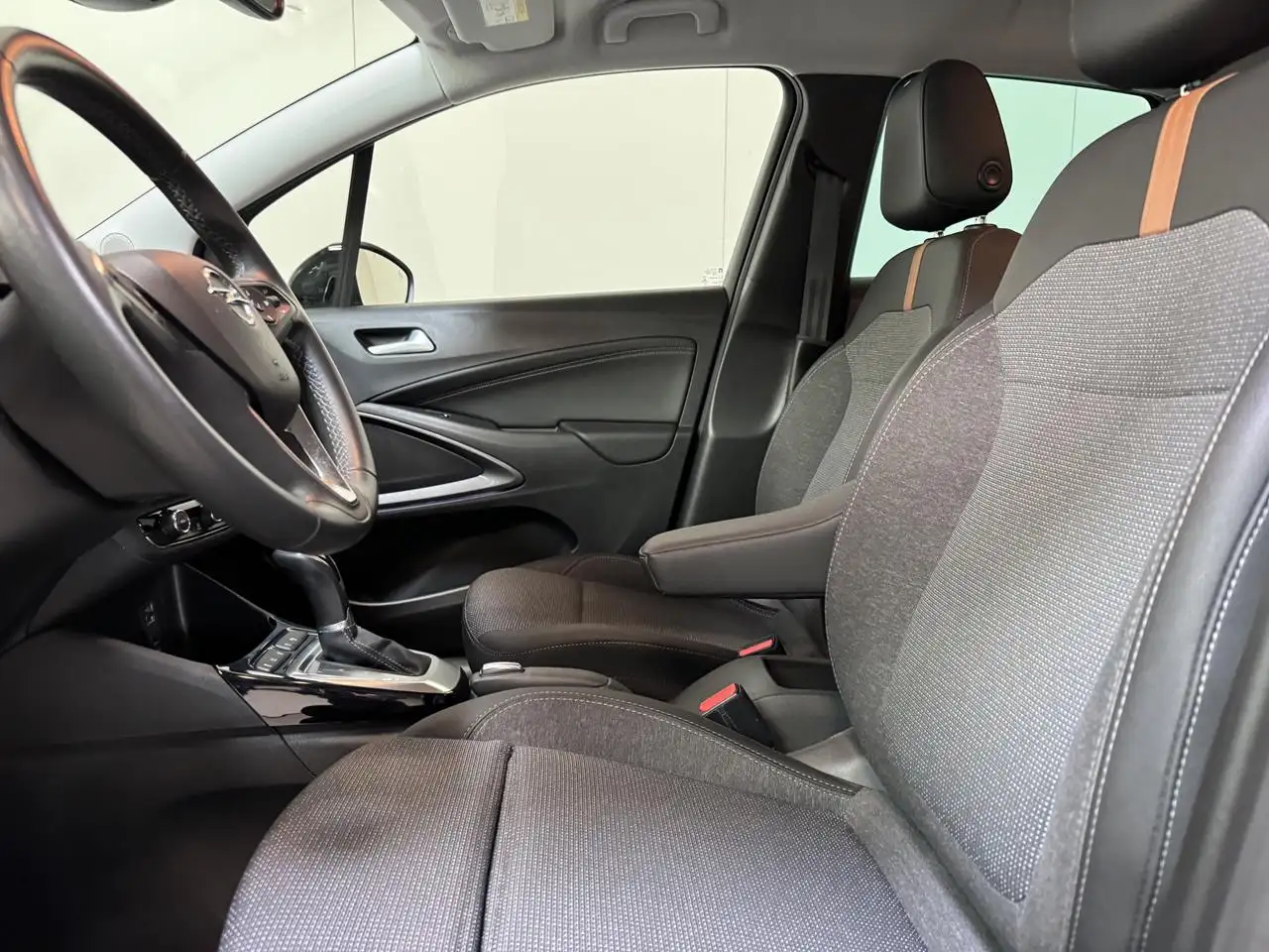 Opel Crossland X - 9