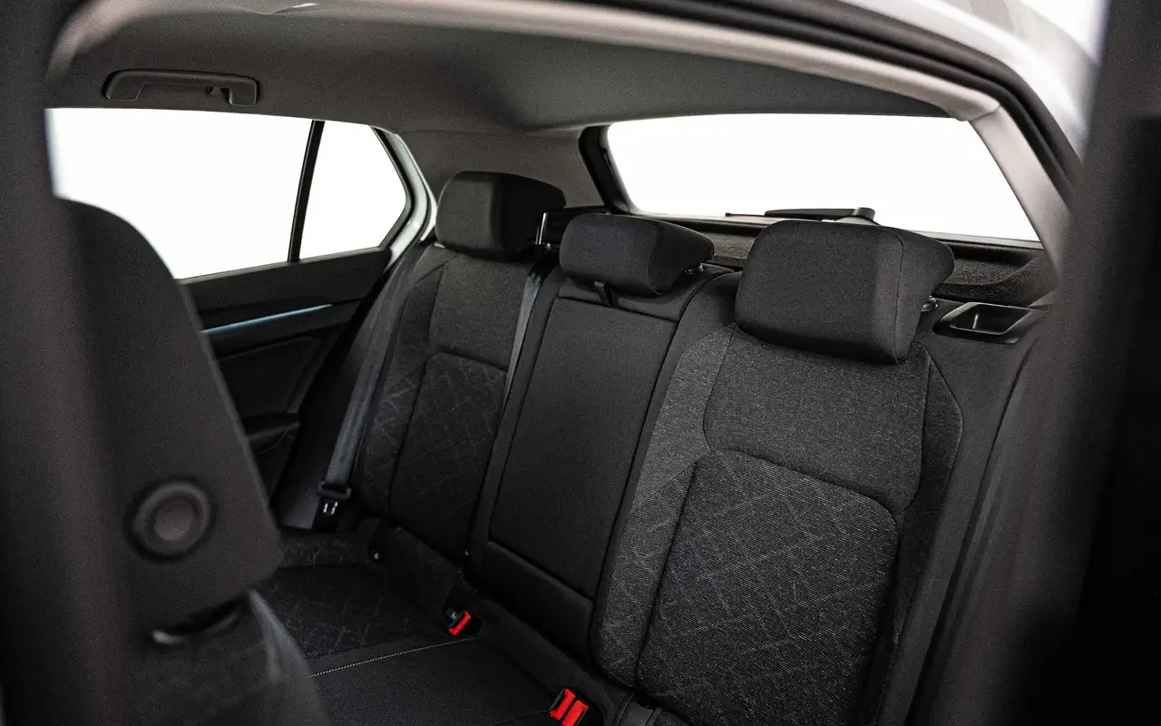 Volkswagen Golf - 7