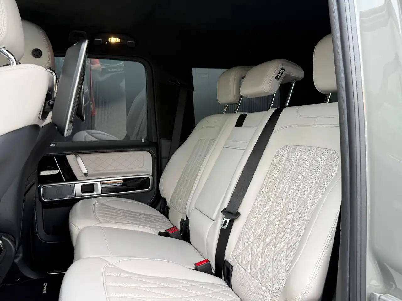 Mercedes-Benz G 63 AMG - 11