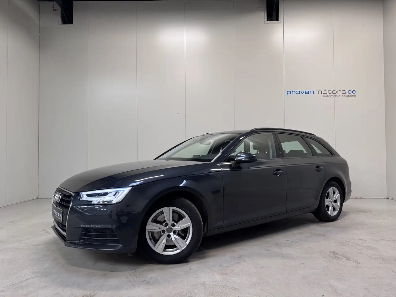 Audi A4 - 4
