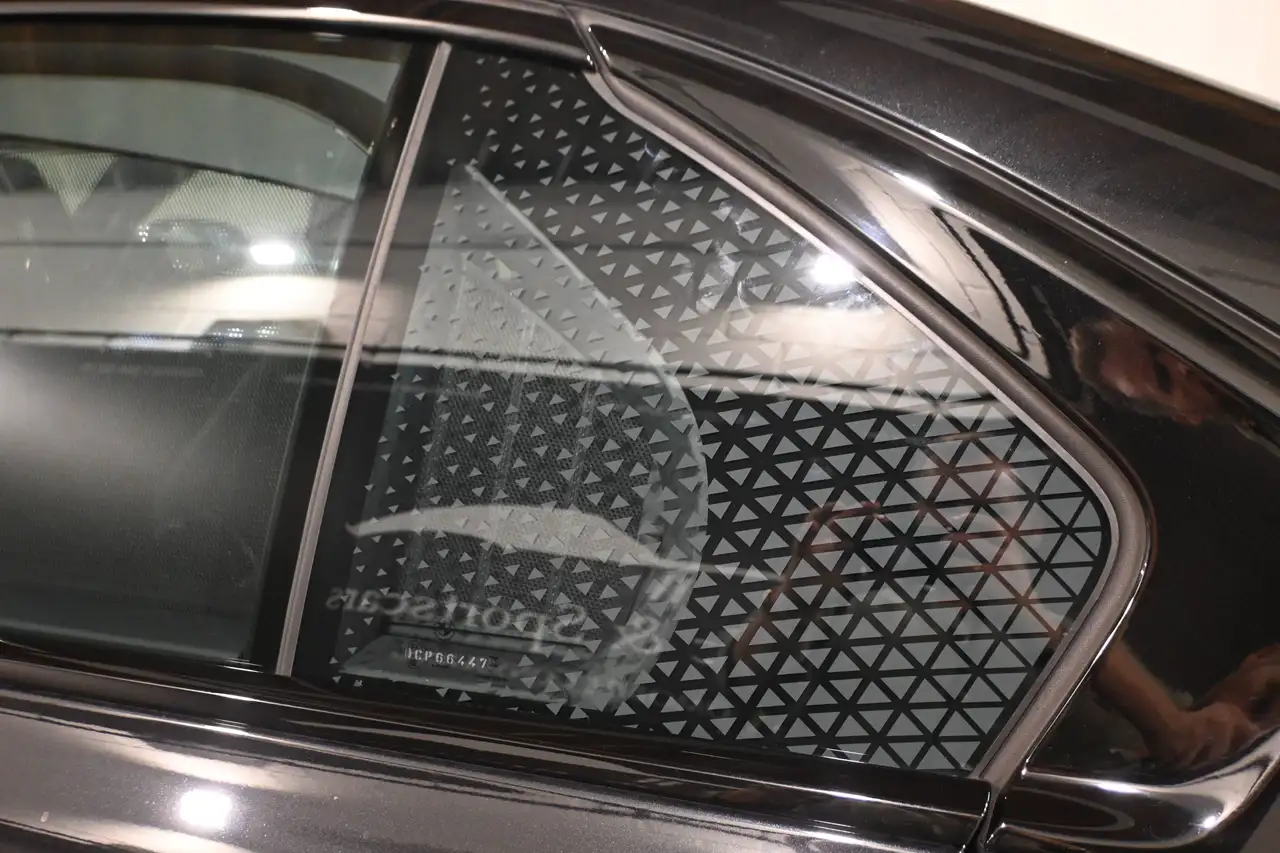 BMW 750 - 9