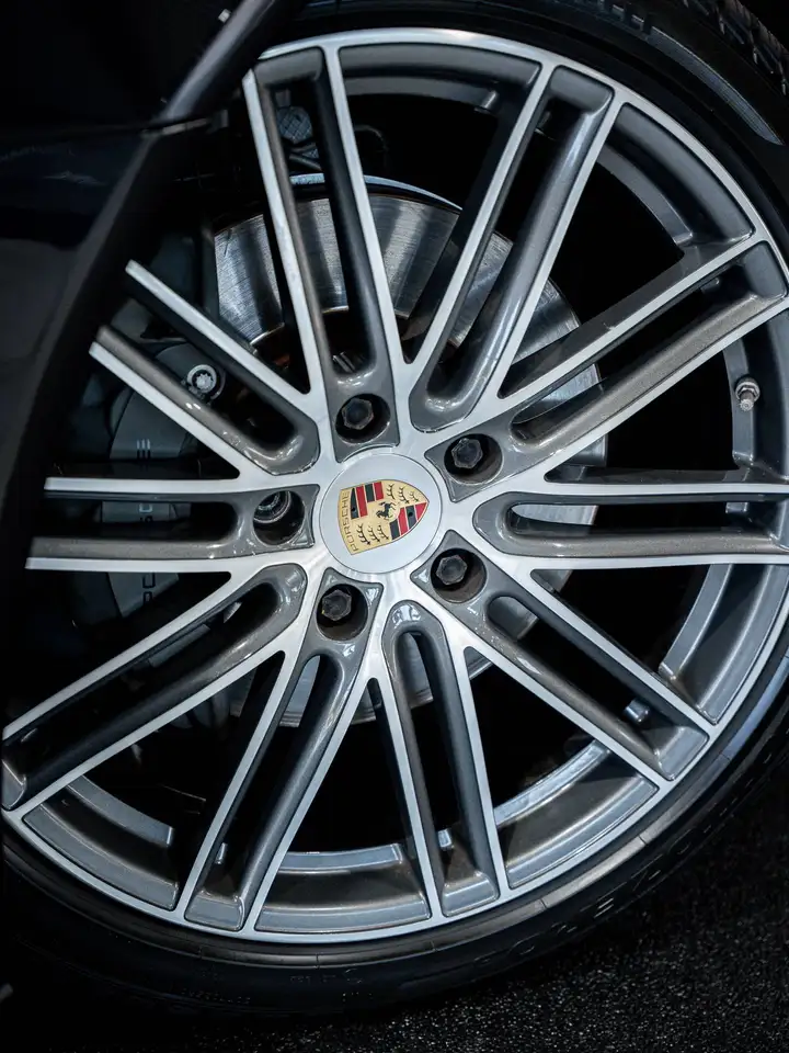 Porsche Panamera - 6