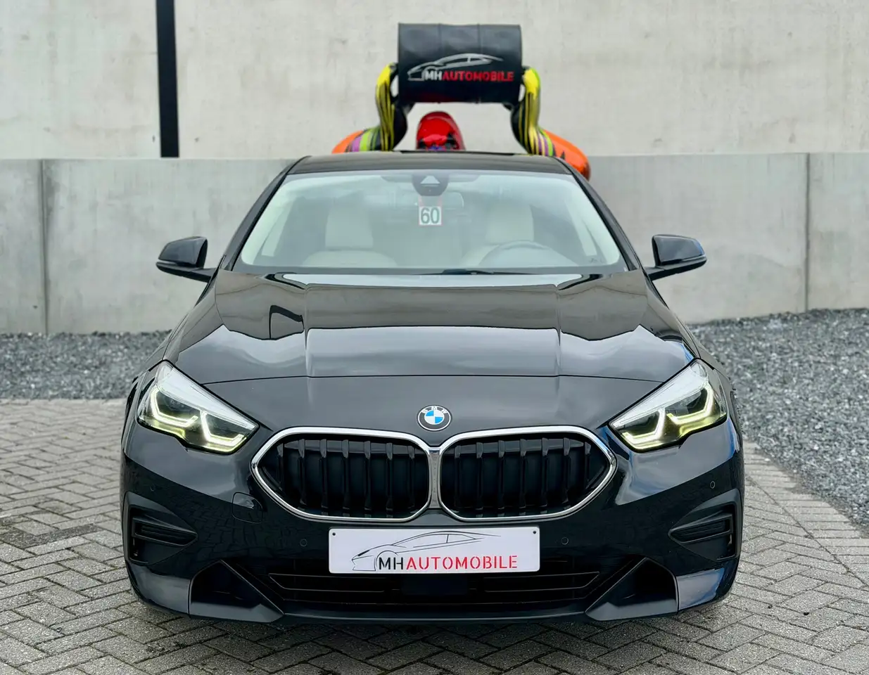 BMW 218 - 9