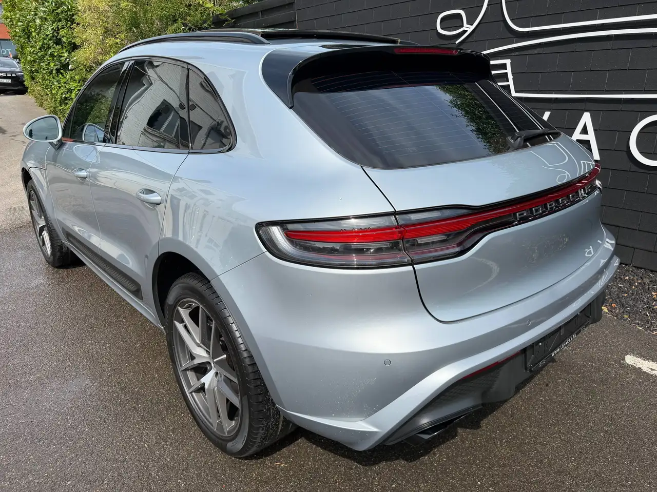 Porsche Macan - 3