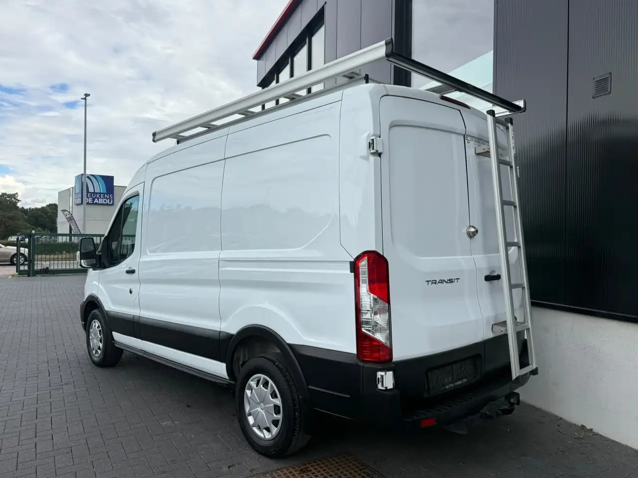 Ford Transit - 4