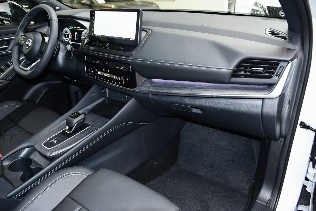 Nissan Qashqai - 8