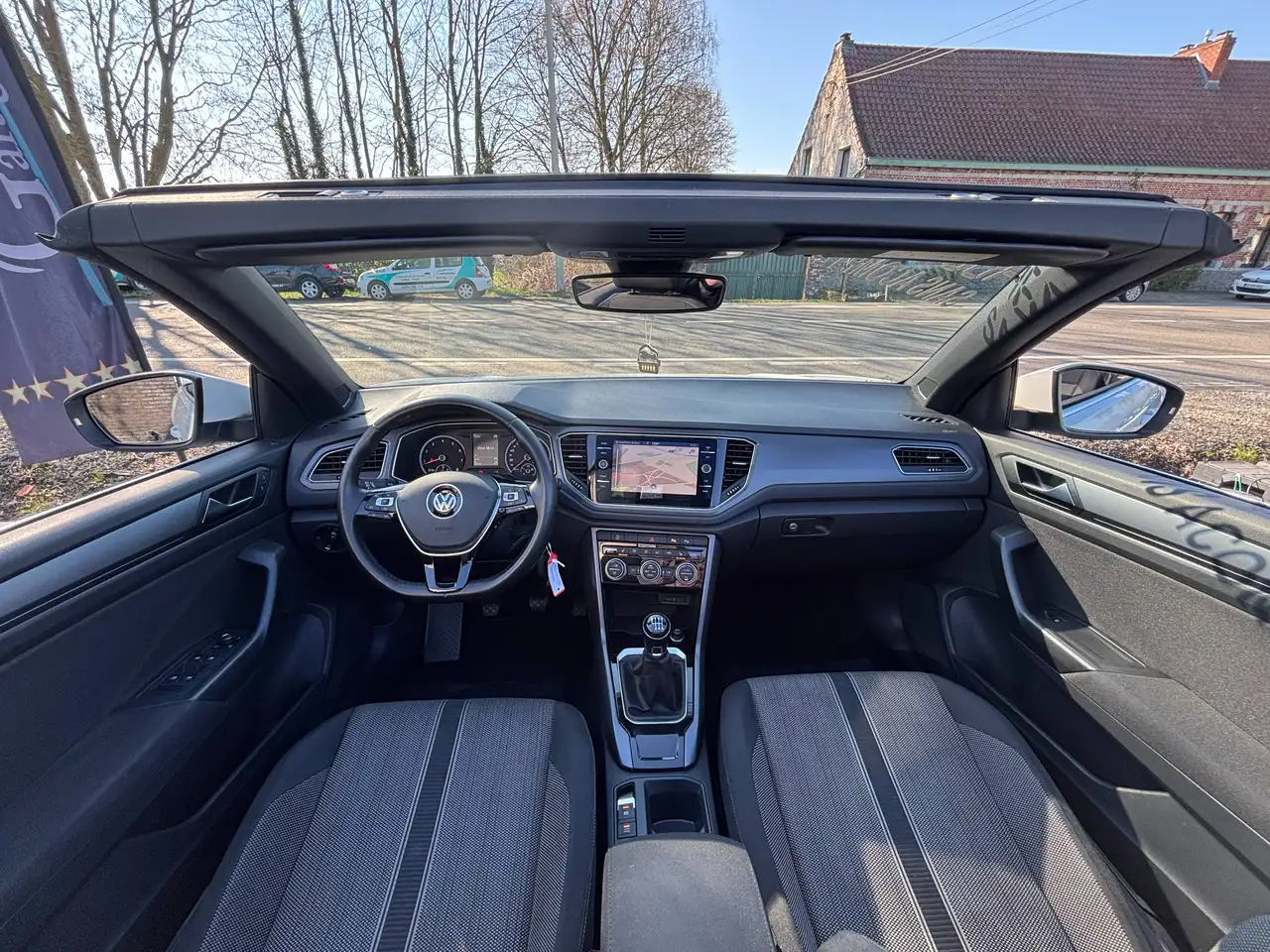 Volkswagen T-Roc - 11