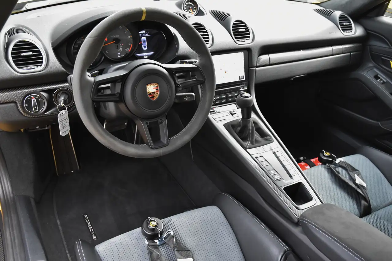 Porsche 718 - 4