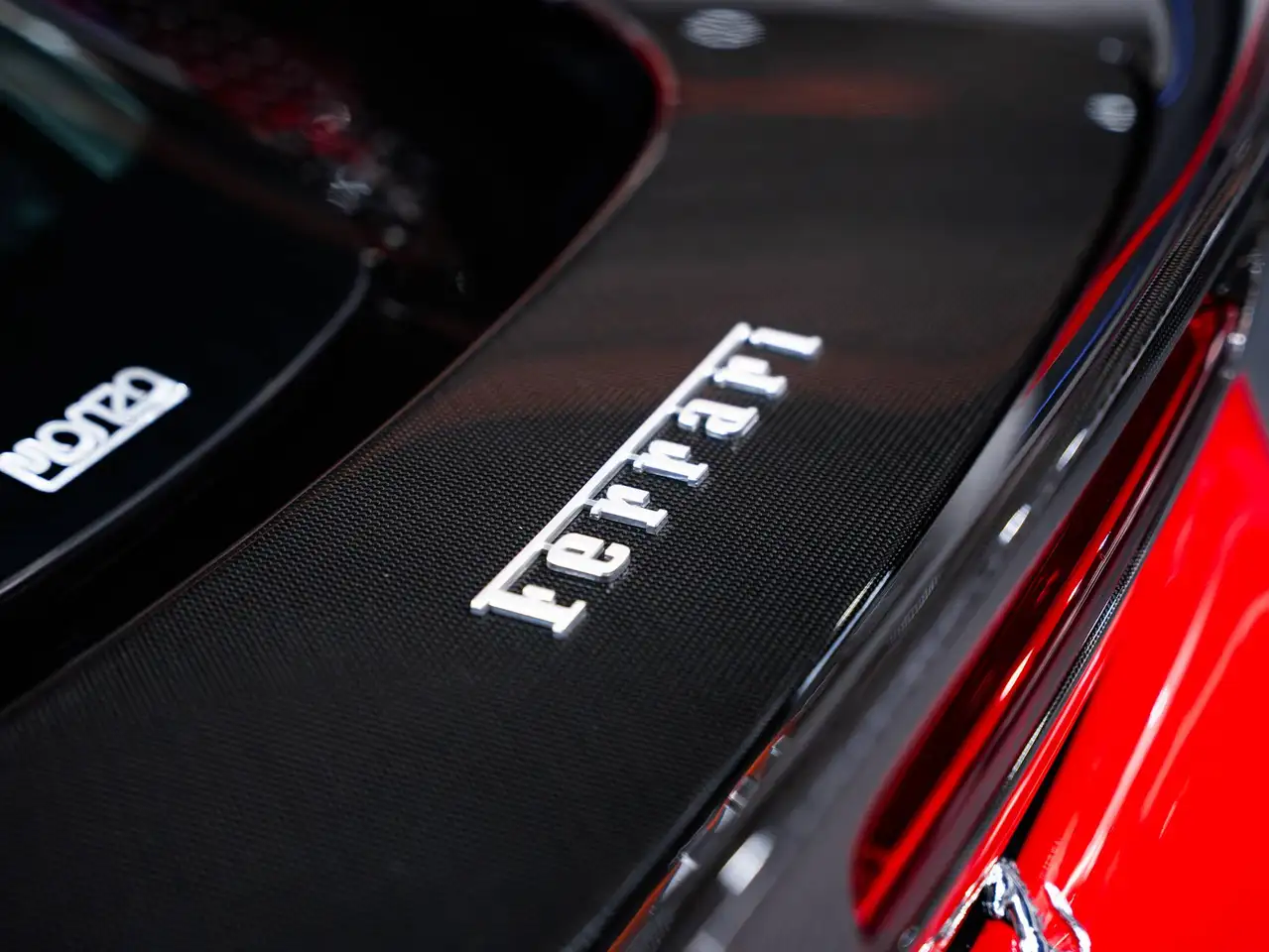 Ferrari SF90 Spider - 12