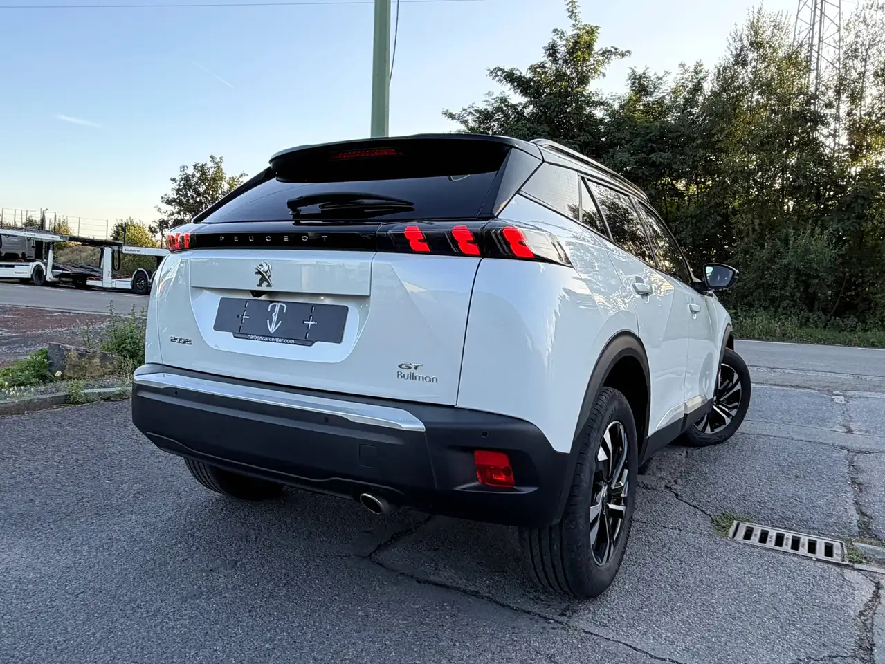 Peugeot 2008 - 11