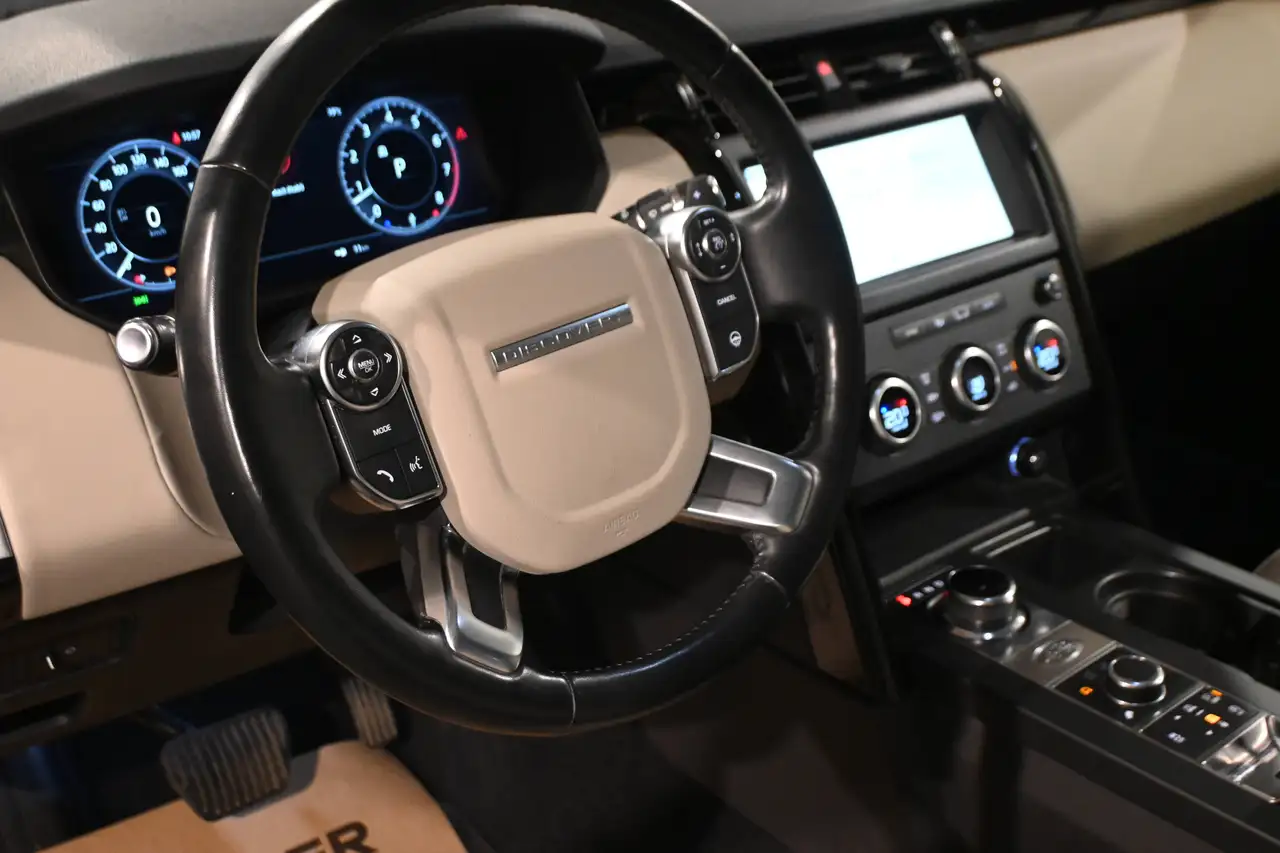Land Rover Discovery - 12