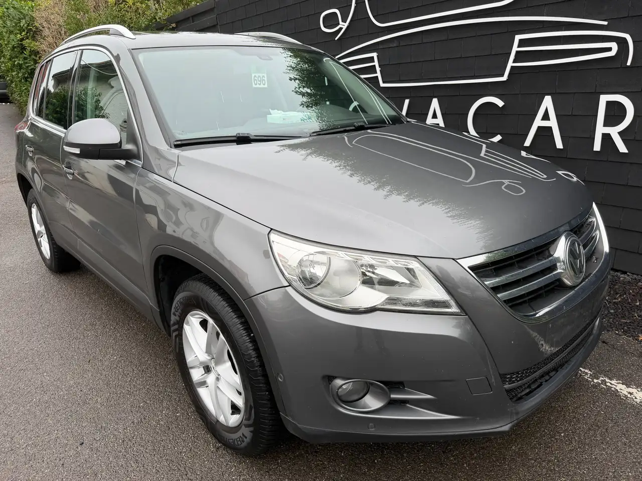 Volkswagen Tiguan - 10