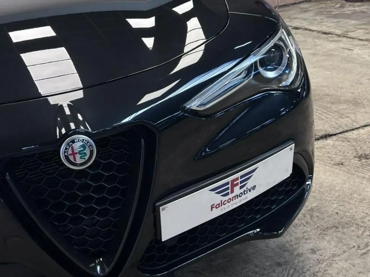 Alfa Romeo Stelvio - 7
