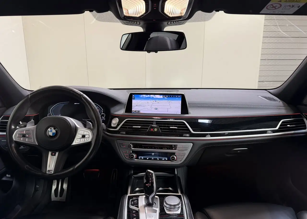 BMW 745 - 10