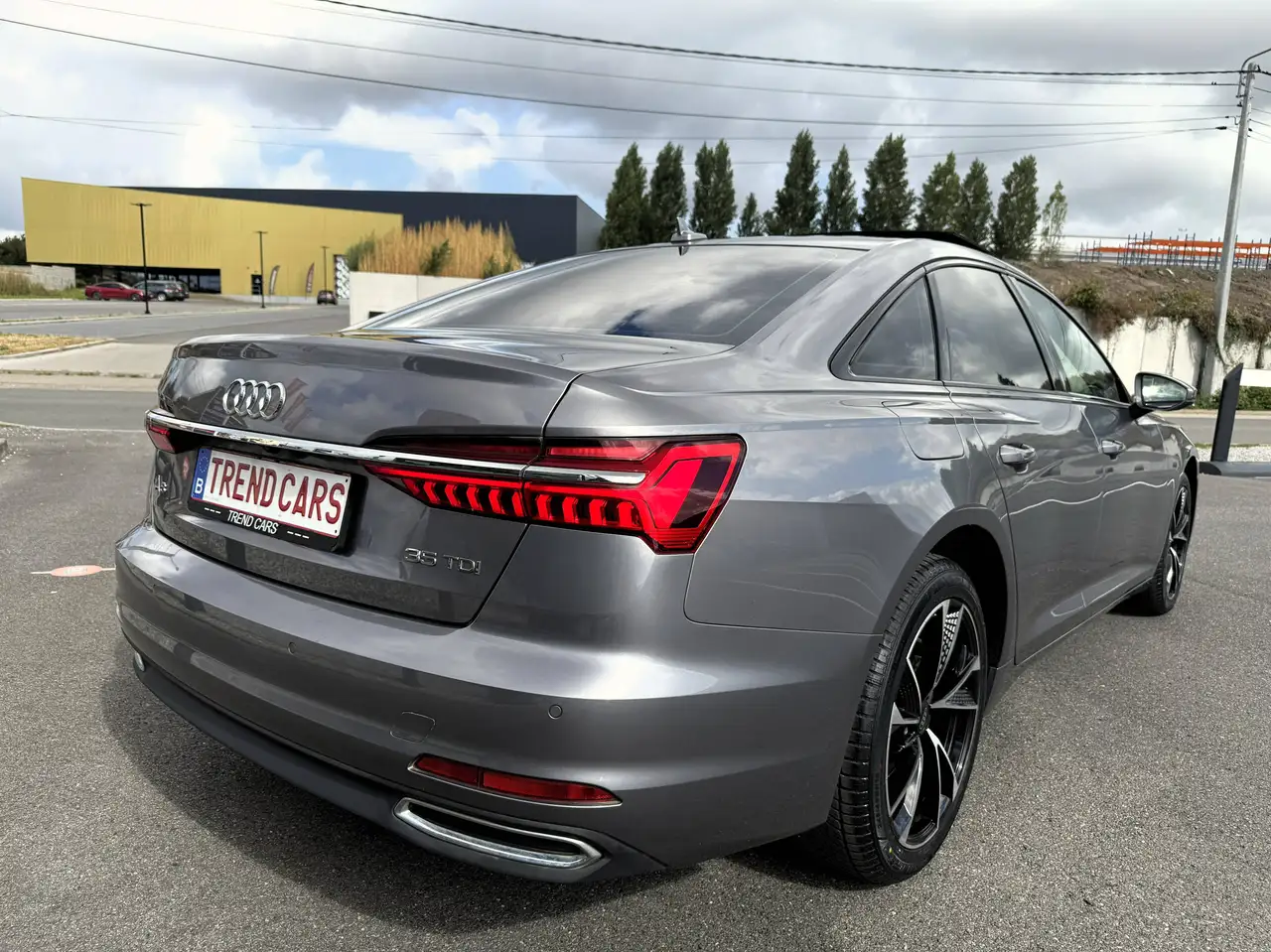Audi A6 - 6
