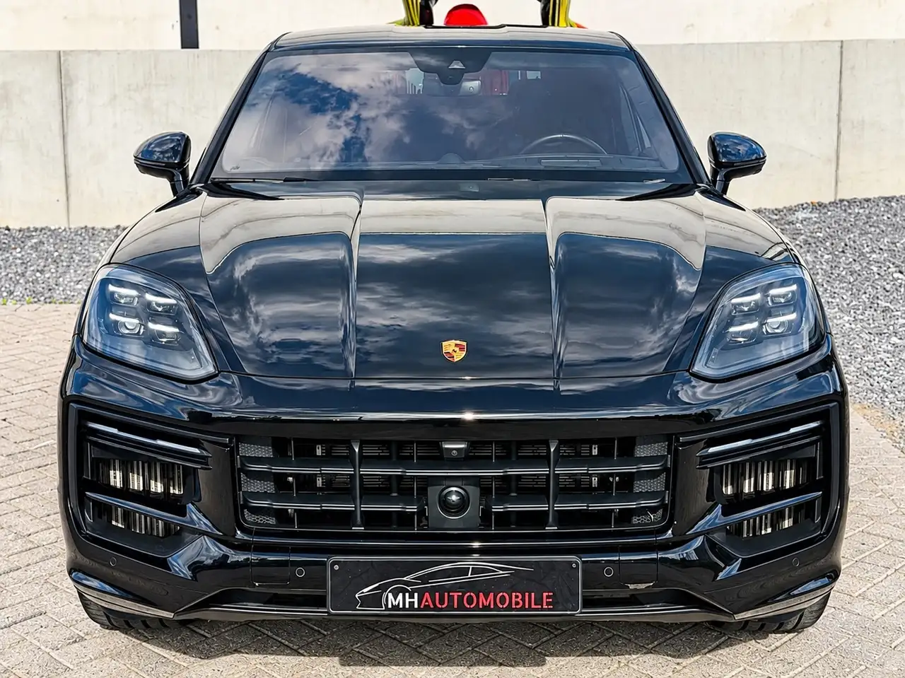 Porsche Cayenne - 4