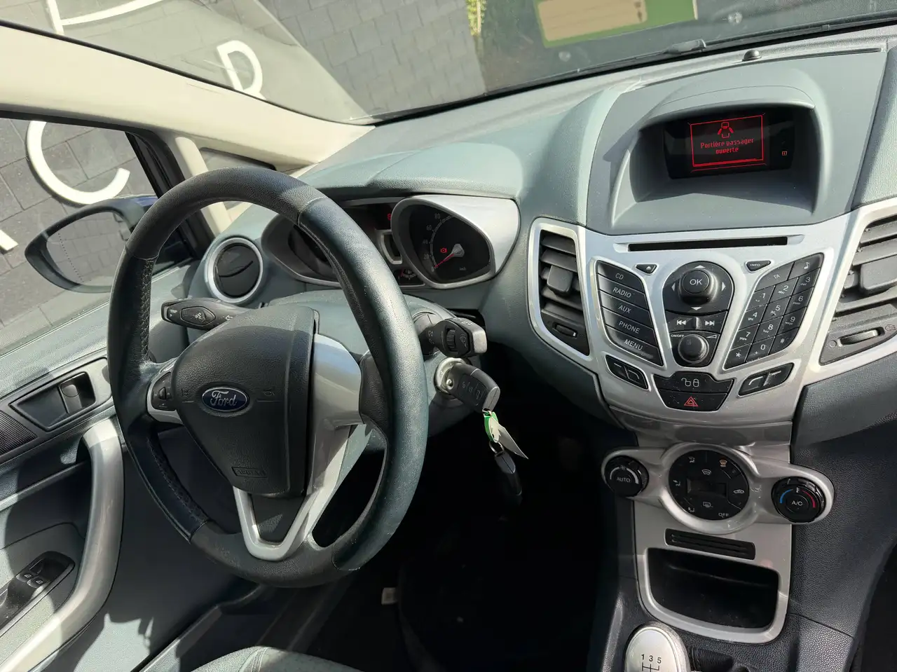 Ford Fiesta - 12