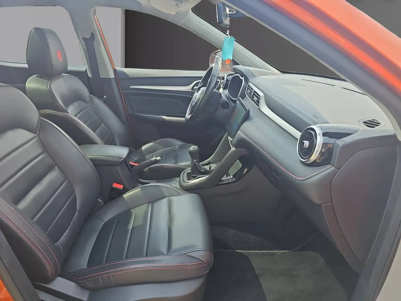 MG ZS - 9