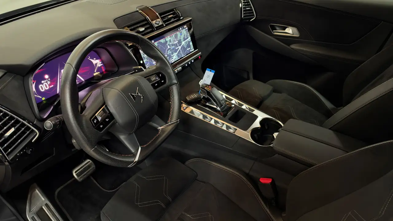 DS Automobiles DS 7 - 8