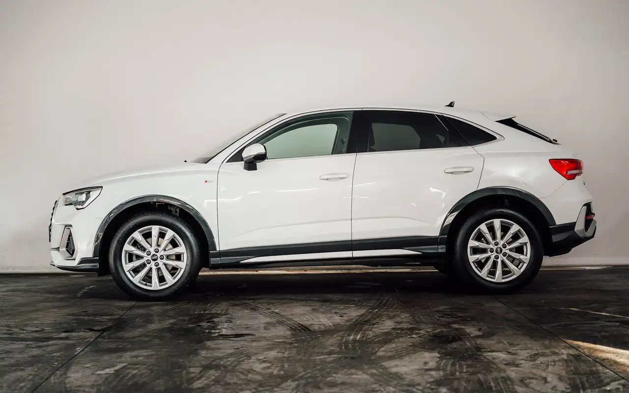 Audi Q3 - 4