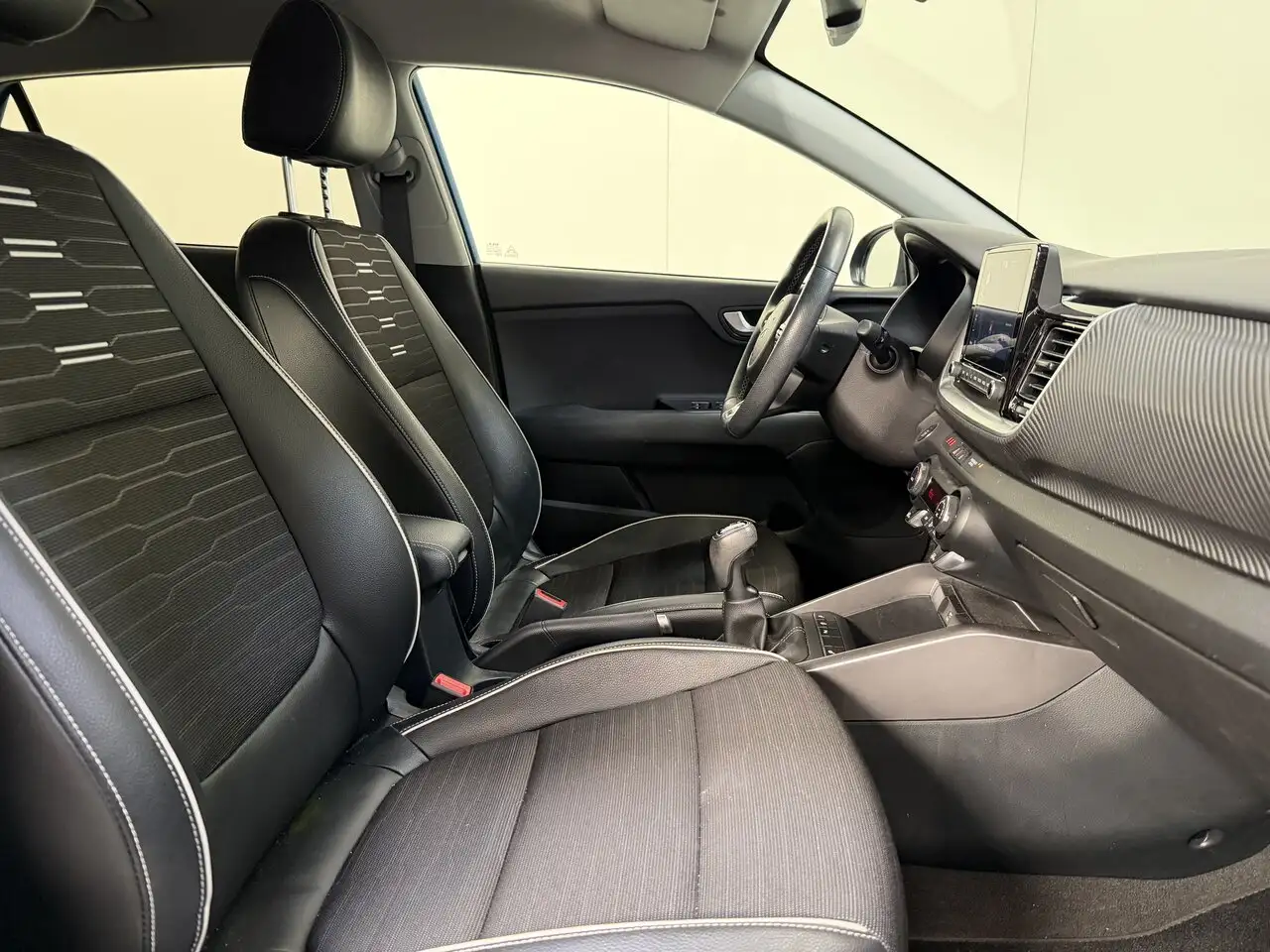 Kia Stonic - 2