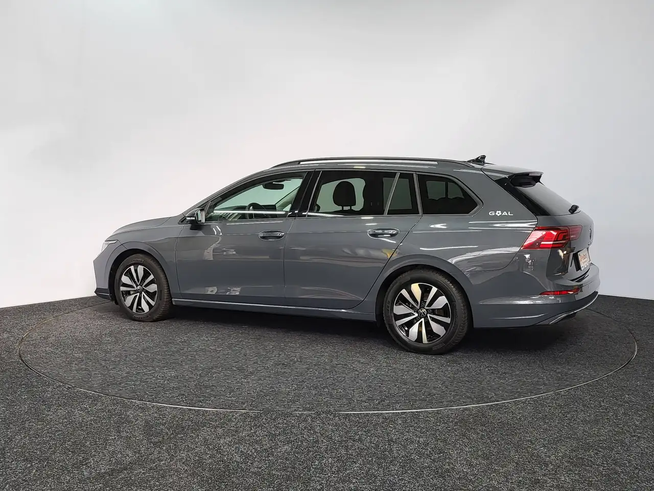 Volkswagen Golf Variant - 4
