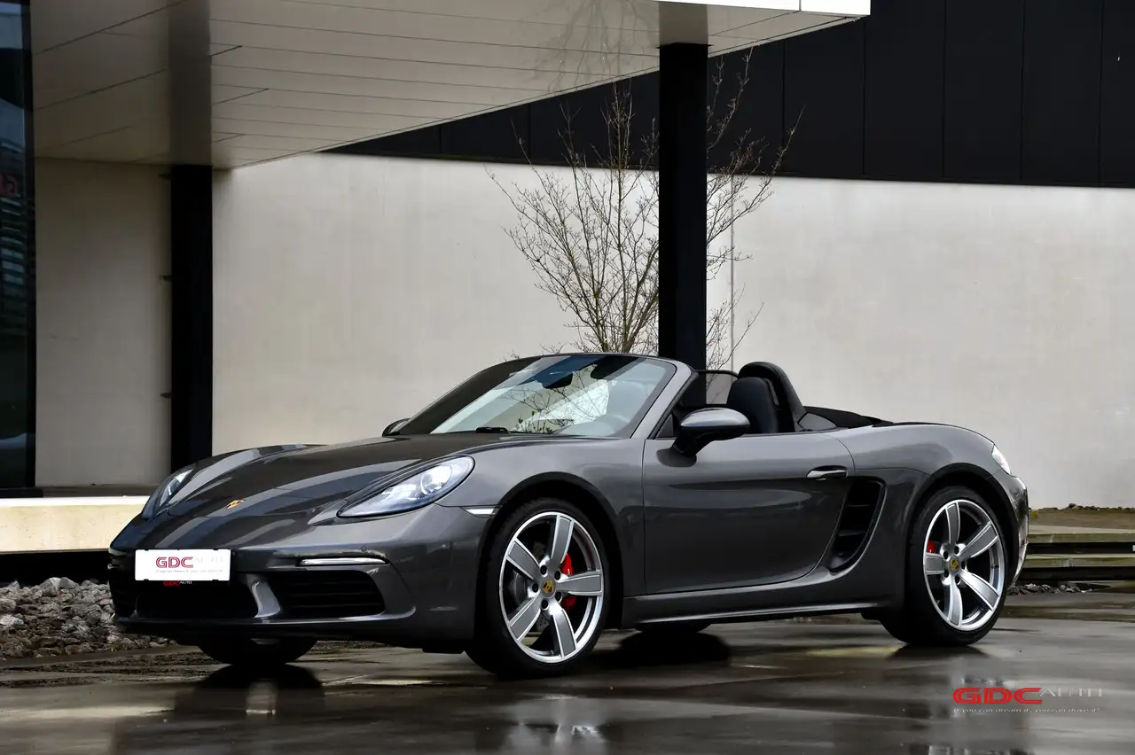 Porsche Boxster - 4