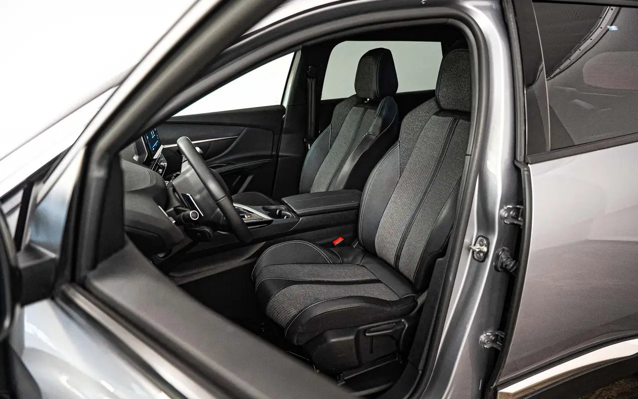 Peugeot 5008 - 8