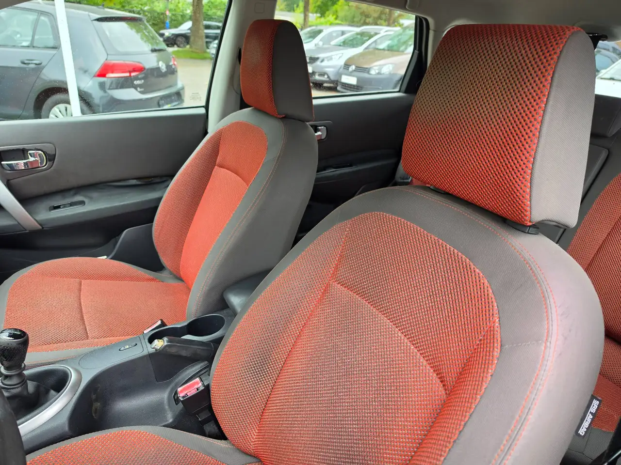 Nissan Qashqai - 11