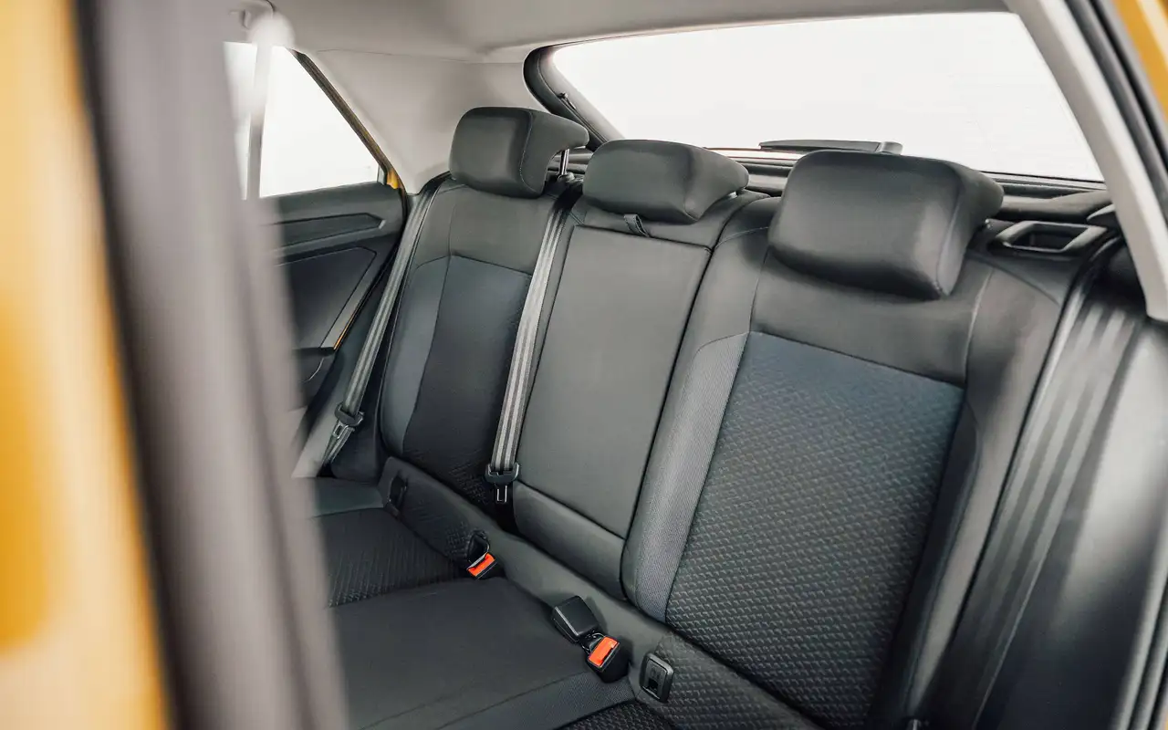Volkswagen T-Roc - 8