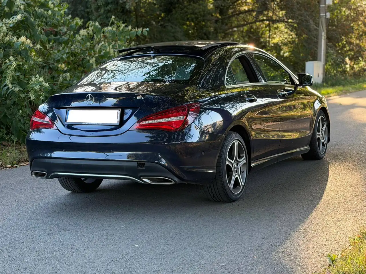 Mercedes-Benz CLA 180 - 12